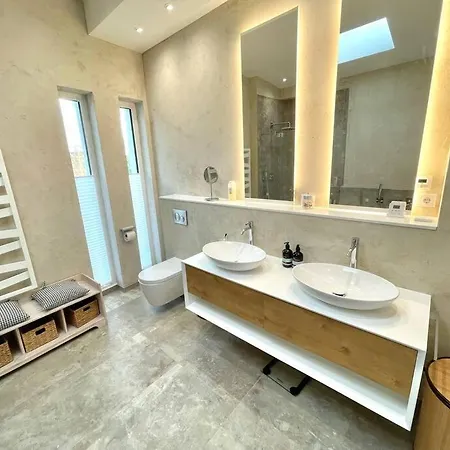 Barrierefr. Penthouse Am Hafen Mit Sonnen-terrasse